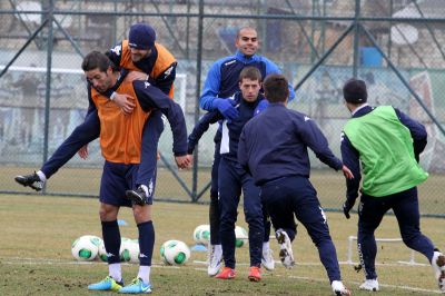 “Bakı” “Qarabağ”la oyuna hazırdı